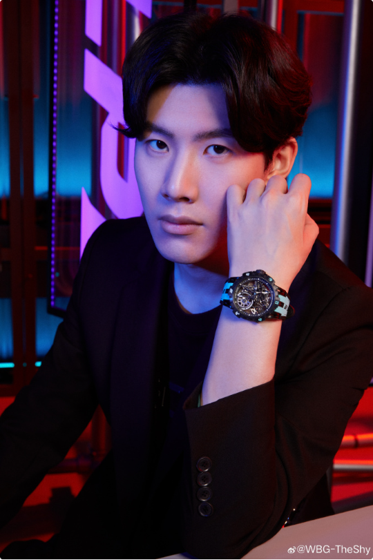 他的亮相仪 他的亮相仪