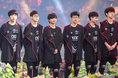 放眼东亚与 放眼东亚与